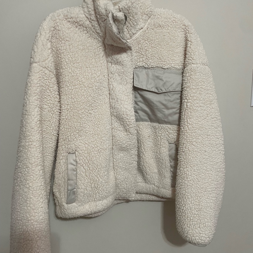 Abercrombie & Fitch Cream Sherpa Jacket